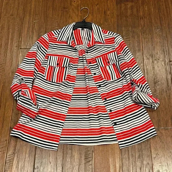 PETITE Small from NOTATIONS Buisness Top - Picture 7 of 15